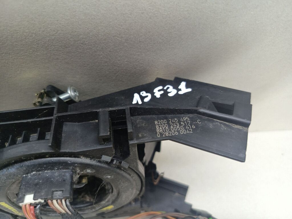 e208bd3e7d4b5e94bfb1c10207dcc9ca